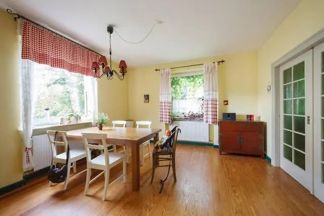 Sekretärzimmer 2 Rum i privatbostad Hochdorf-Assenheim