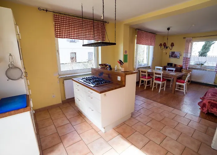 Rum i privatbostad Sekretärzimmer 2 *